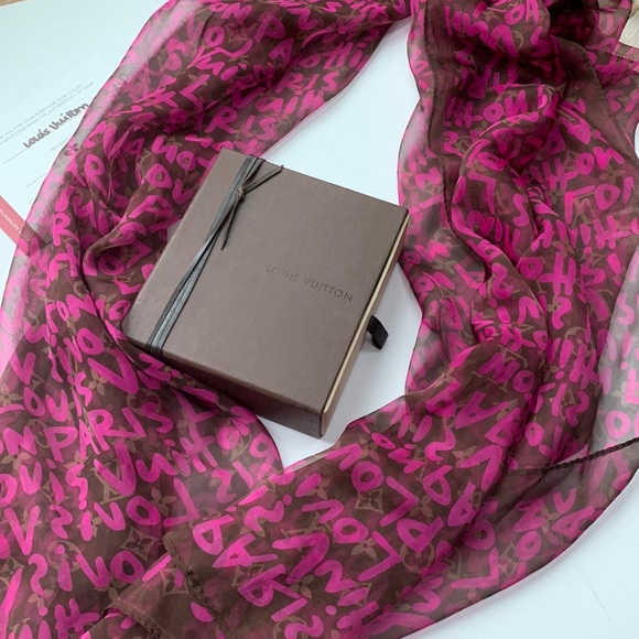 RARE Louis Vuitton Limited Edition Neon 💕Pink LV Stephen Sprouse Graffiti Scarf - Picture 9 of 16